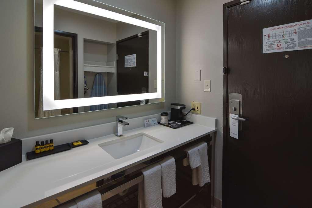 Best Western Plus Lafayette Hotel University Area Exteriér fotografie
