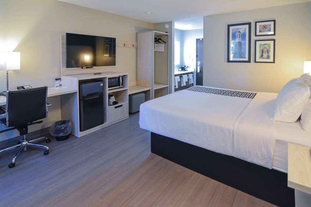 Best Western Plus Lafayette Hotel University Area Pokoj fotografie